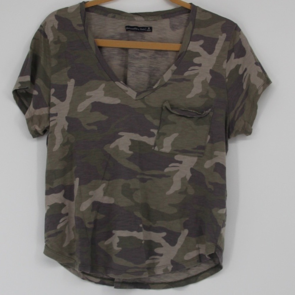 Abercrombie & Fitch Womens Camo V-Neck Pocket Tee Green Grey Slub‎ Knit Size M